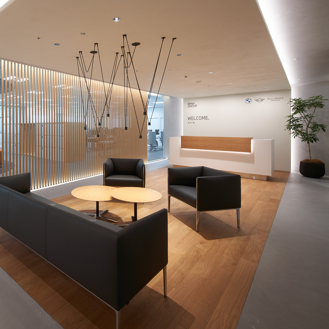 BMW-Careers-japan-entities-bmw-group-japan-sq.jpg